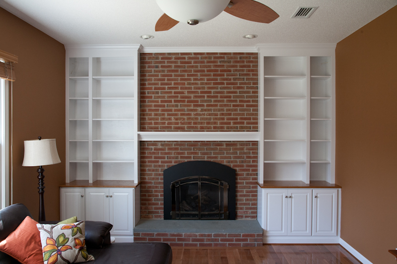 Built-in cabinetry in Rocky Hill CT featuring adjustable book shelves and raised panel doors.